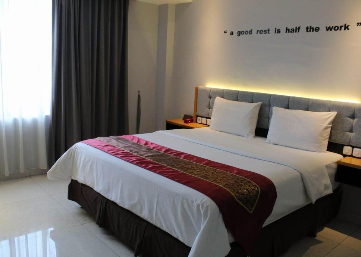 The Royal Idi Hotel Idirayeuk Extérieur photo