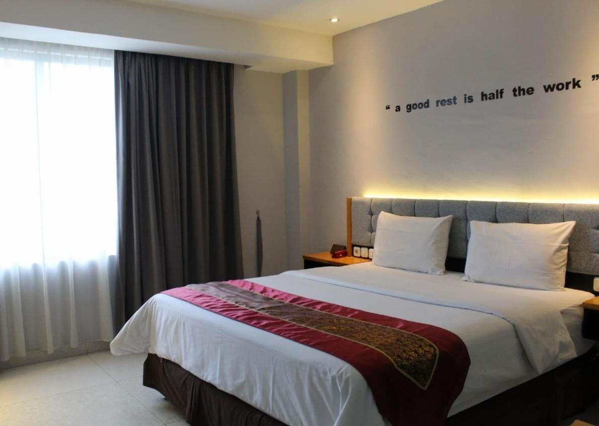 The Royal Idi Hotel Idirayeuk Extérieur photo