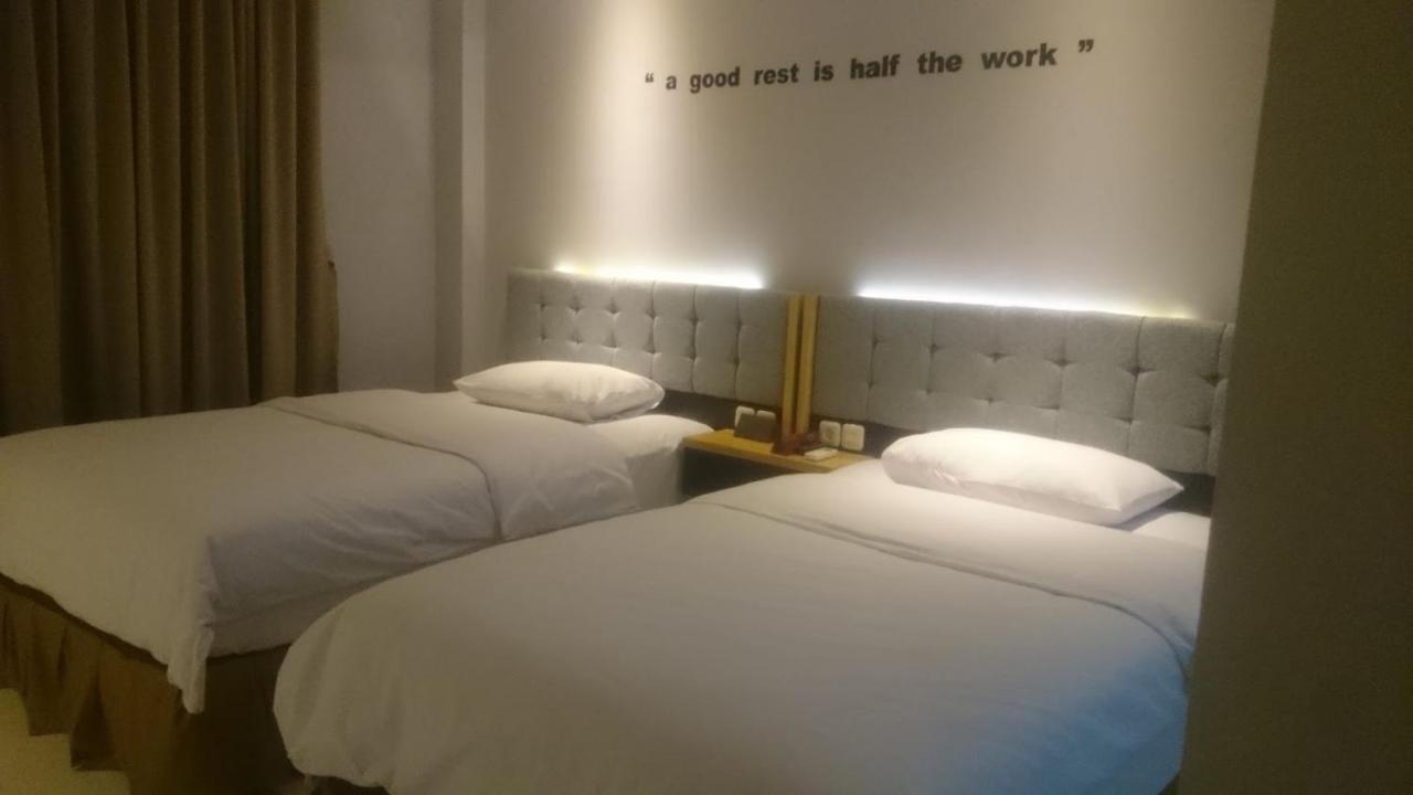 The Royal Idi Hotel Idirayeuk Extérieur photo